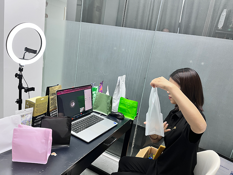 https://www.ypak-packaging.com/qc/