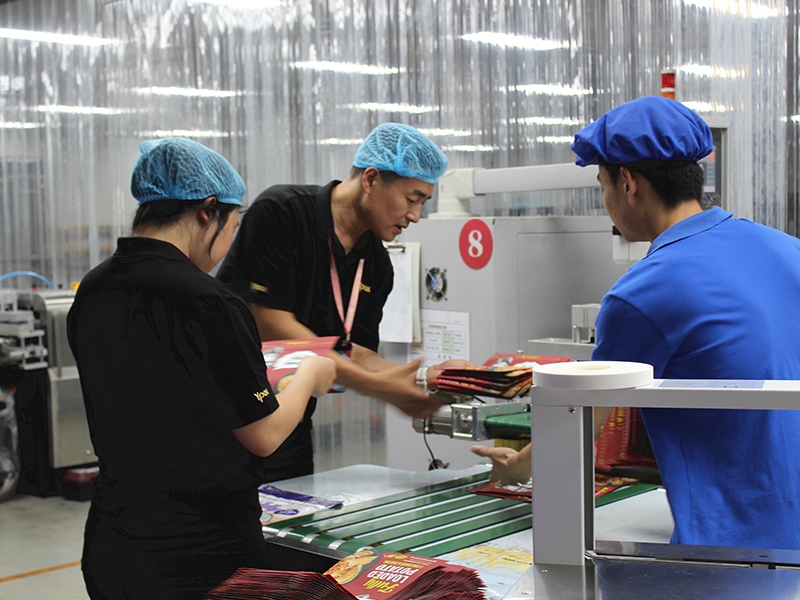 https://www.ypak-packaging.com/qc/